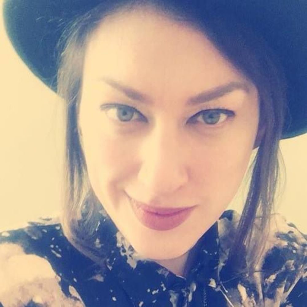 Meet your Posher, Kara
